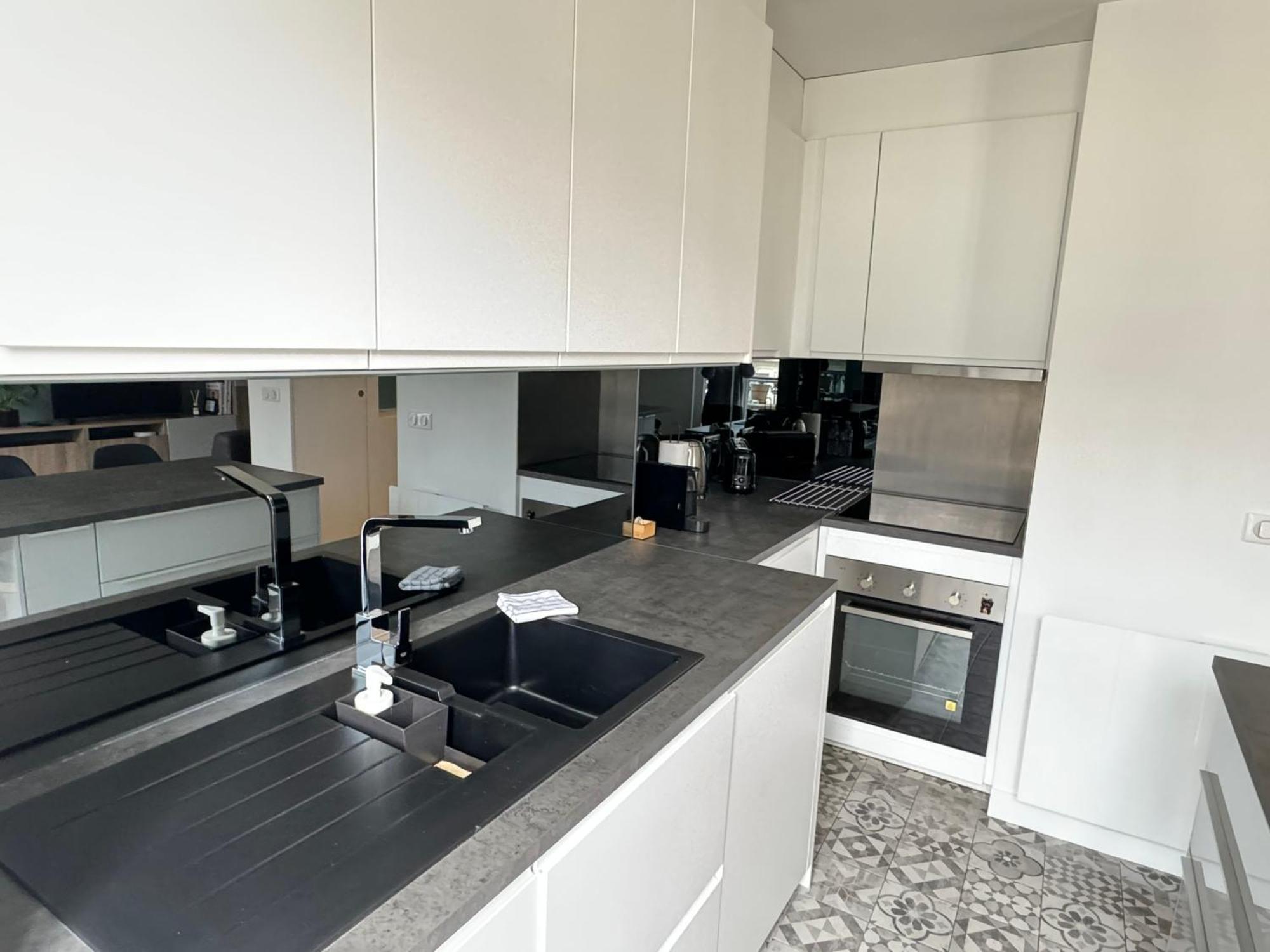 Paris Central 1 Bedroom Apartment With Ac Buitenkant foto